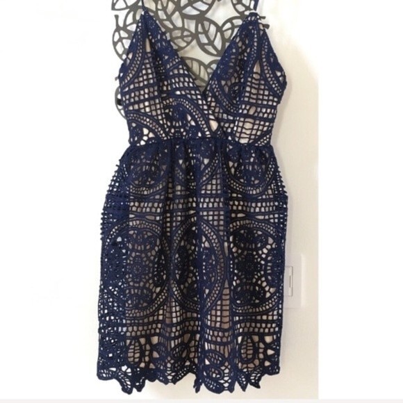 Akira  Label Lace Up Mini Dress In Navy S NWT - Picture 3 of 8